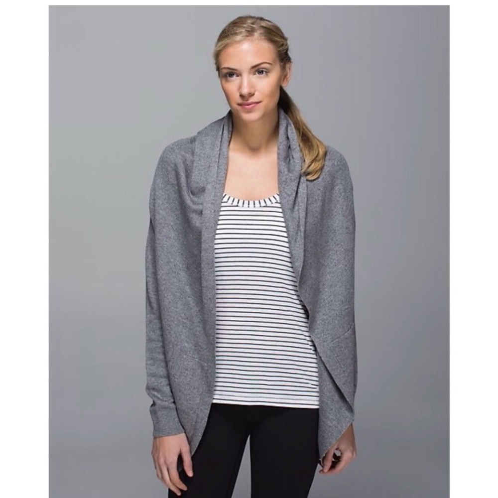 Lululemon Cabin Yogi Wrap‎ Size 8